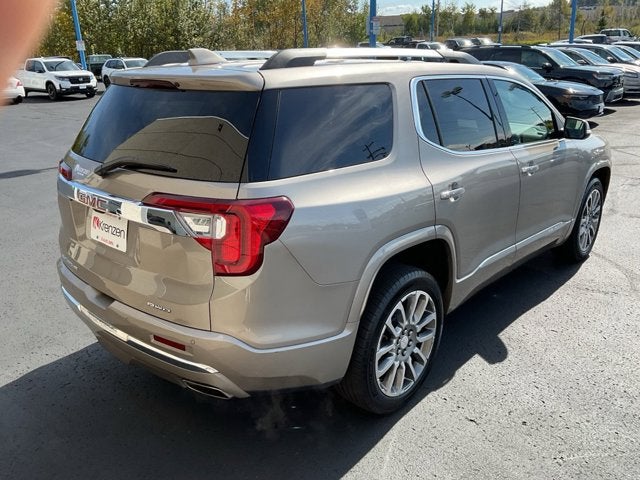 2023 GMC Acadia Denali