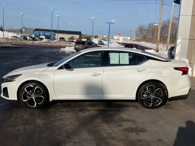 2024 Nissan Altima 2.5 SR