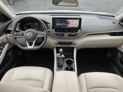 2023 Nissan Altima 2.5 SV