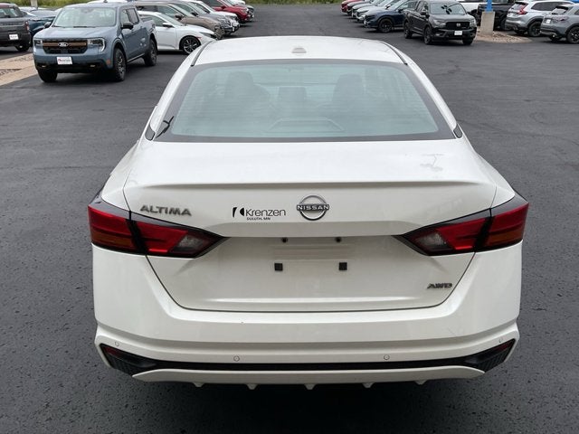 2025 Nissan Altima SV