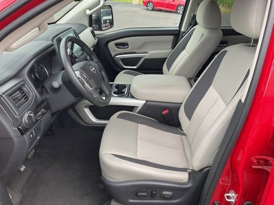 2024 Nissan Titan XD SV