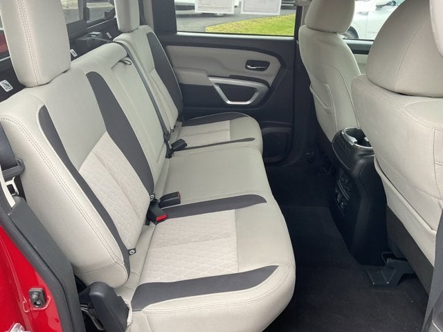 2024 Nissan Titan XD SV