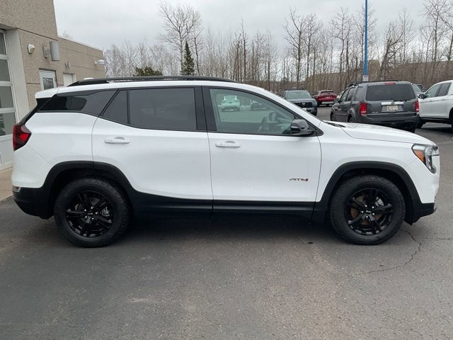 2023 GMC Terrain AT4