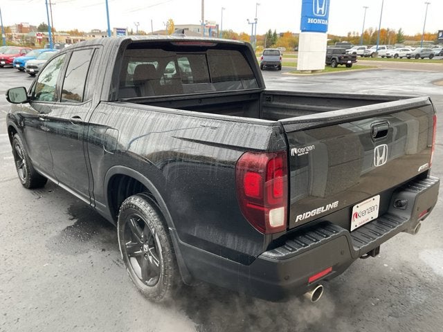 2022 Honda Ridgeline Black Edition