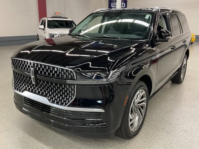 2027 Lincoln Navigator
