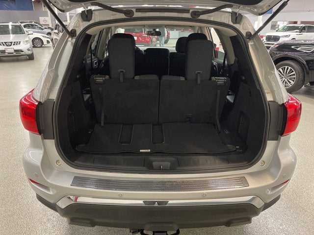 2020 Nissan Pathfinder SV