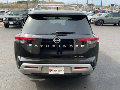 2025 Nissan Pathfinder SL
