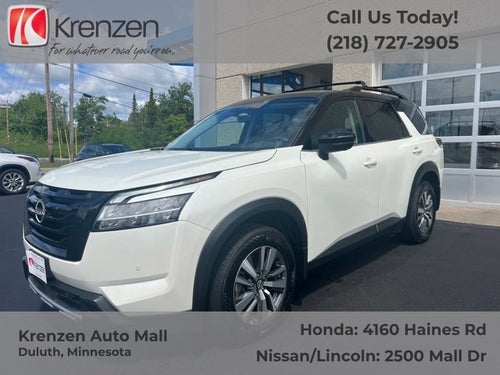 2023 Nissan Pathfinder SL