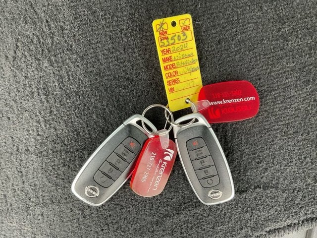 2024 Nissan Pathfinder SL