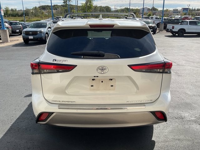2023 Toyota Highlander Platinum