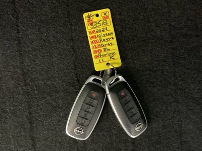 2024 Nissan Rogue SL