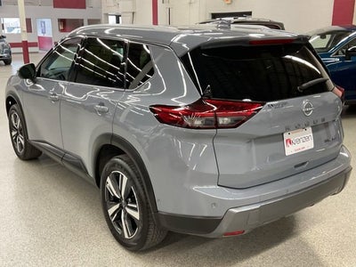 2024 Nissan Rogue SL