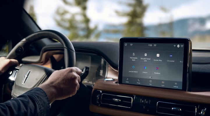 The center touchscreen of a Lincoln Aviator® SUV is shown | Krenzen Lincoln in Duluth MN