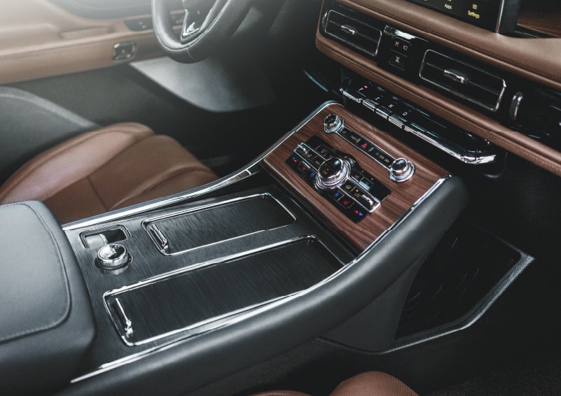 The front center console of a 2024 Lincoln Aviator® SUV is shown | Krenzen Lincoln in Duluth MN