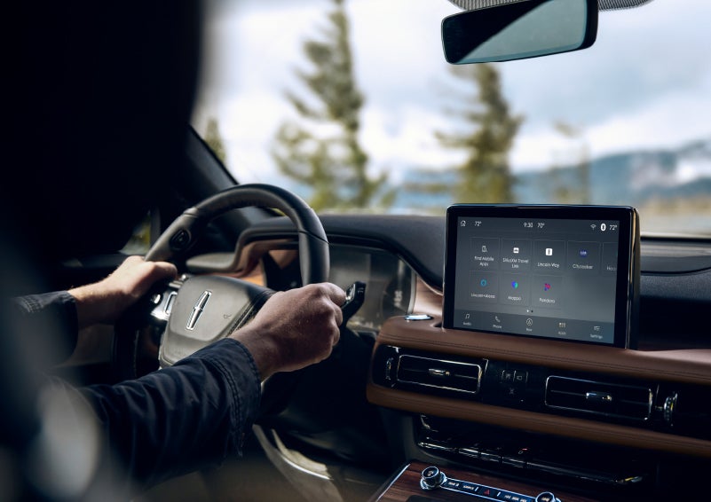 The center touch screen in a 2024 Lincoln Aviator® SUV is shown | Krenzen Lincoln in Duluth MN