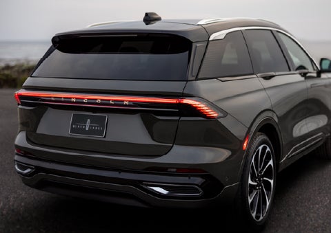 The rear of a 2026 Lincoln Black Label™ Nautilus® SUV displays full LED rear lighting. | Krenzen Lincoln in Duluth MN
