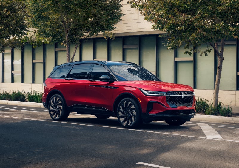 2026 Lincoln Nautilus® SUV with the available Jet Appearance Package and Hybrid transmission. | Krenzen Lincoln in Duluth MN